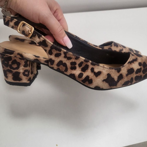 Shein animal print sandals size 39 like new, beige and brown