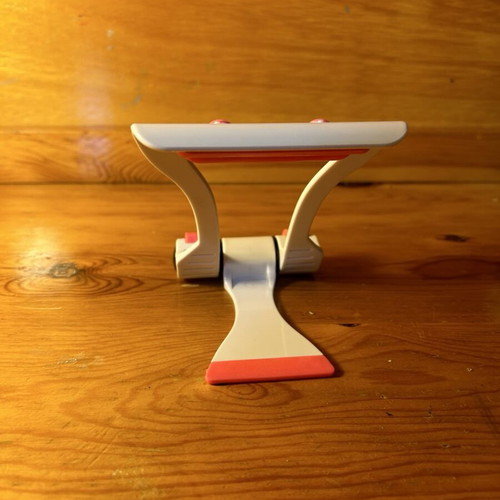 Mobile or tablet desk stand like new