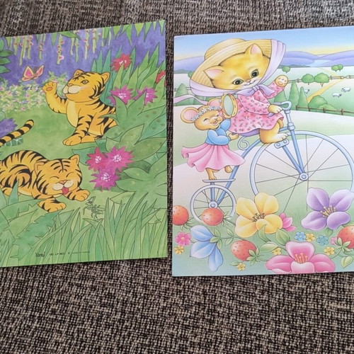 Vintage letter set like new, 23 sheets, 6 envelope sets, 2 covers