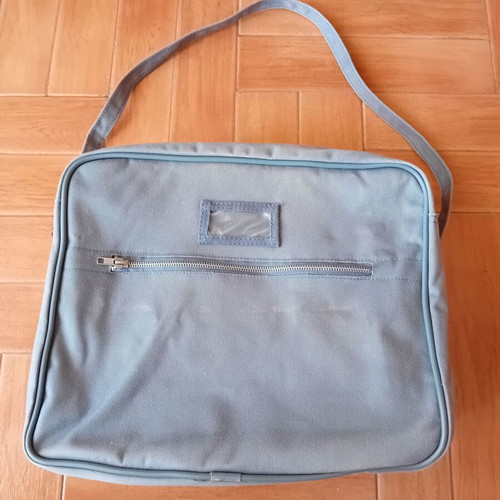 Toiletry bag used, blue raf color, large capacity