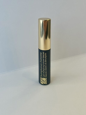 Estée Lauder mascara 2.8 ml new with intense black volume effect