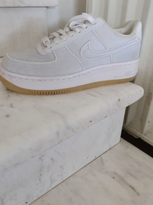 Nike white athletic shoes size 40 new
