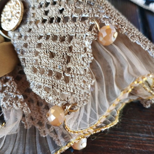 Vintage gold lace handmade bracelet new