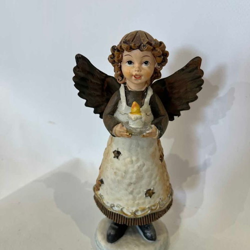 Vintage resin angel figurine with metal wings, 16x8x5 cm