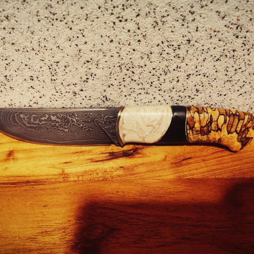Hunting knife Damascus steel handmade with certificate and hallmark