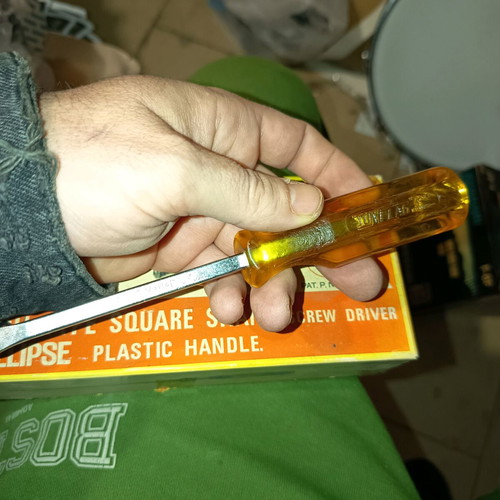 Sunflag screwdrivers new, pack of 8, hard with steel base
