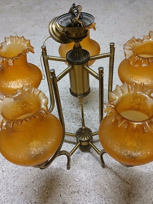 Ceiling chandelier like new