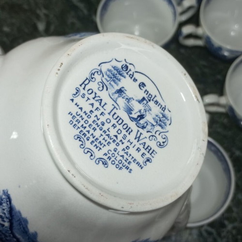 Royal Tudor Ware Olde England Tea Set 21 Pieces New