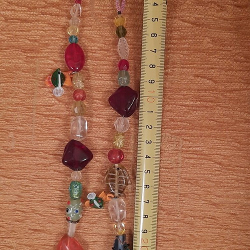 Handmade necklace used with beautiful colors, diameter 24cm