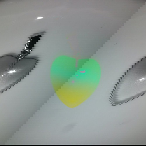 Καρδιά διάφανη για μενταγιόν σε πράσινο και κίτρινο χρώμα