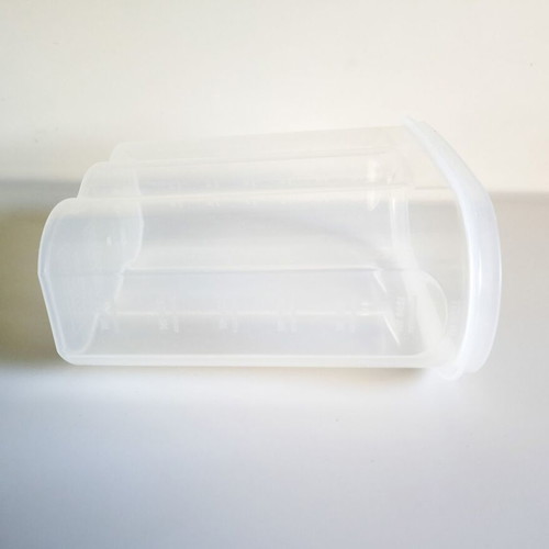 Set of 2 cereal and legume containers like new, 1.7 liters