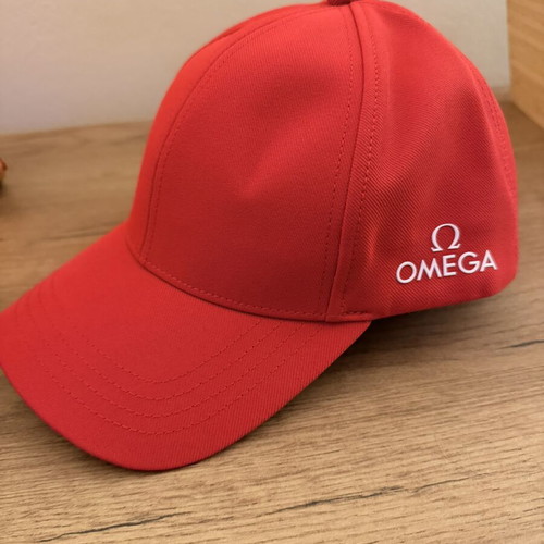 Omega red cap, one size adjustable