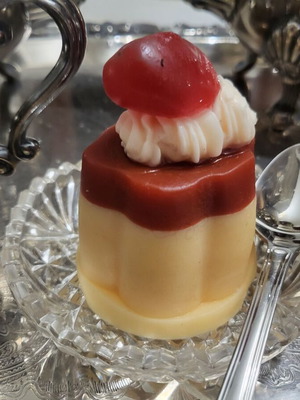 Anti Stress Squeeze Cake σαν καινούργιο με CD πρόγραμμα χαλάρωσης