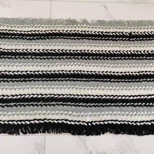 Single knitted blanket 1.05×2.05m like new