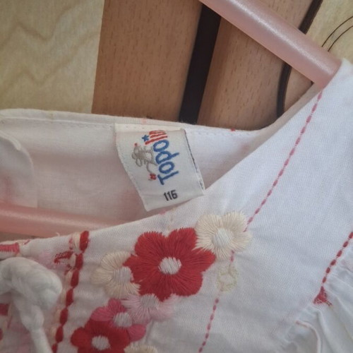 Girl's dress 116 cm white, like new