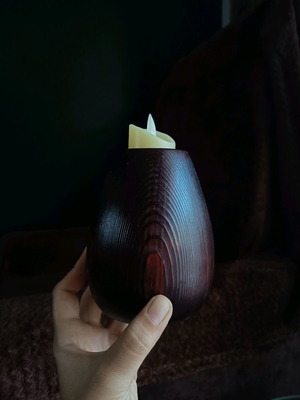 Τορναριστό κεροδοχείο από φυσικό ξύλο κέδρου καινούργιο