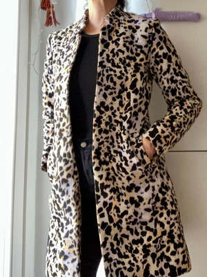 Animal Print Coat H&M size S like new, multicolor