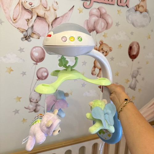 Fisher-Price musical baby mobile like new