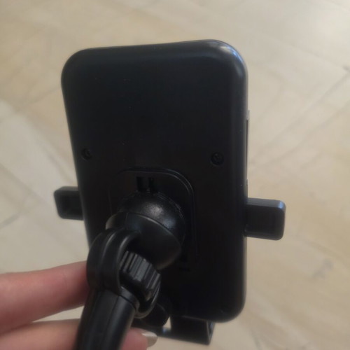 Car phone holder used with suction cup