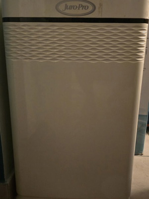 Juro Pro Perla 22L Dehumidifier like new