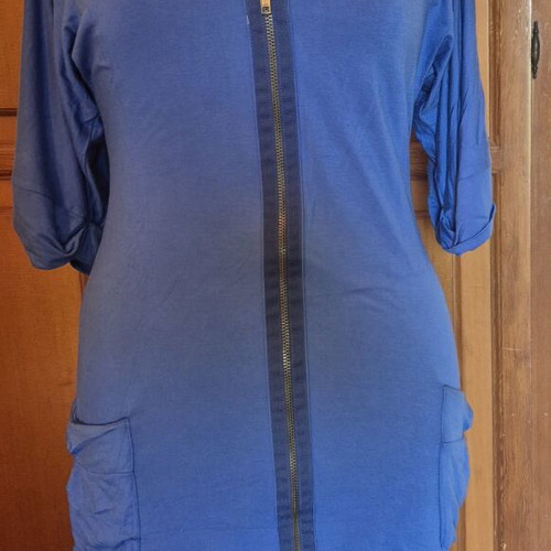 Blue short-sleeve dress like new