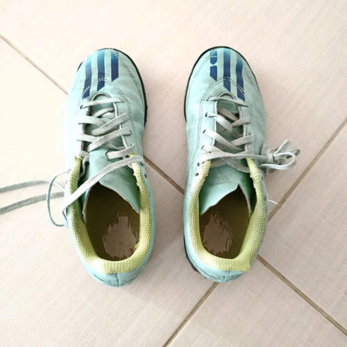 Adidas leather football shoes used, size 34, boys'