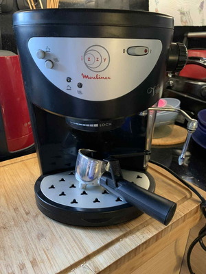 Venetto Coffee Maker like new, Moulinex Izzy C-95 espresso machine