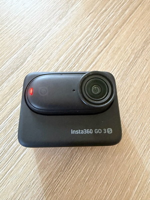 Insta360 GO3s σαν καινούργιο με δεύτερη μπαταρία και εγγύηση