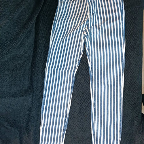 Stradivarius jeans used size M 38 10 thin fabric with elasticity