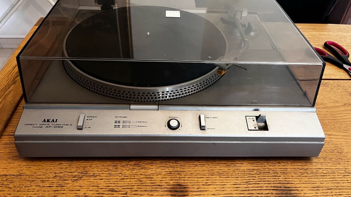 Akai AP-D33 turntable used with PC-90… - € 120,00 - Vendora.cy