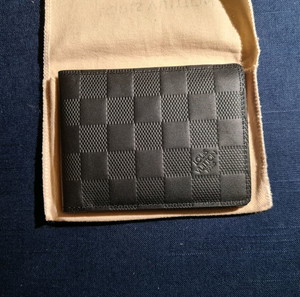 louis vuitton wallet original