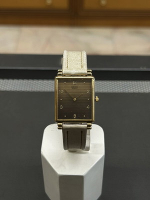 Seiko Quartz vintage watch new, unworn
