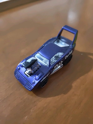 Hot Wheels 2017 Tooned Dodge Charger Daytona used