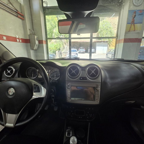 Alfa Romeo Mito dashboard air vent