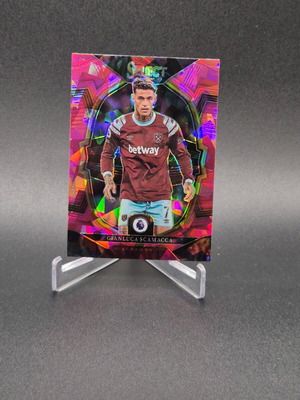 2022 Panini Select Premier League Terrace Pink Ice Prizm Gianluca Scamacca card