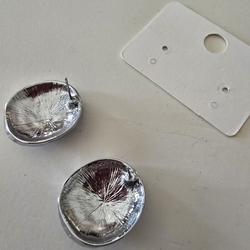 Vintage style silver chunky earrings with wavy design new