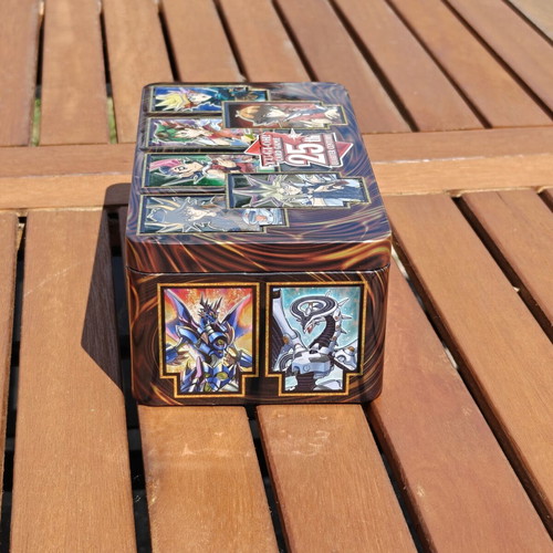 Yu-Gi-Oh! 25th Anniversary thin box