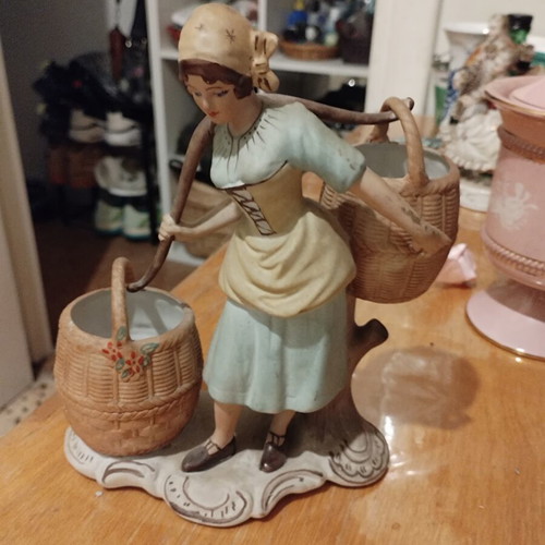 Decorative vintage figurine like new