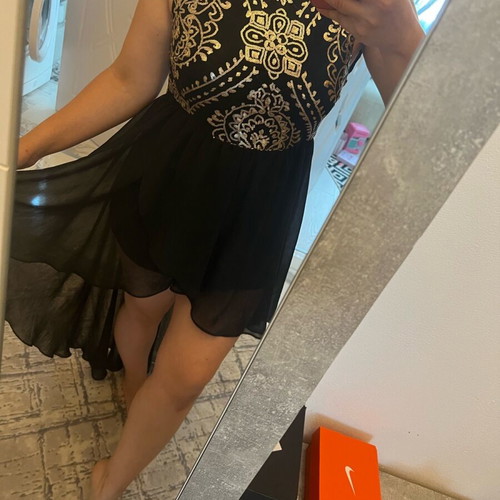 Festive dress with sequins like new, size M, black