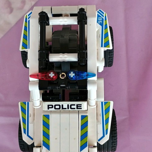 Lego Technic Police Interceptor 42047 like new