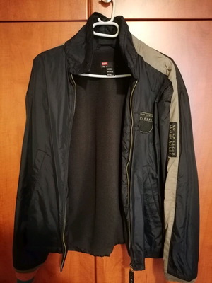 Diesel bomber jacket μέγεθος L σαν καινούργιο, μαύρο με λαδί ρίγα
