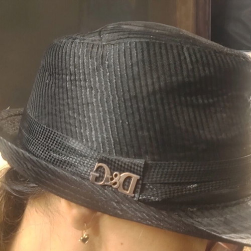 D&G Black Fedora Hat size 56 Small like new