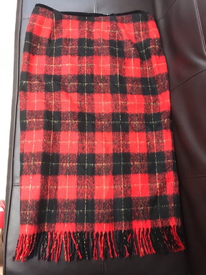 PAN pleated wool plaid skirt used, black and red