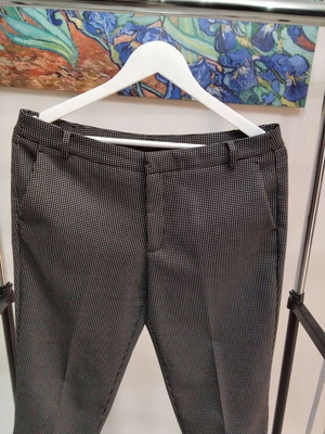 Zara women's fabric pants black and white micro check size 40 L excellent condition
