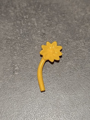 Playmobil yellow flower for hand