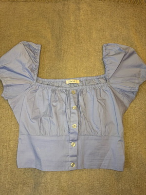 Crop top blue one size new with elastic back