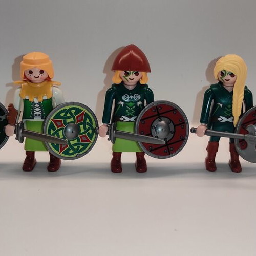 Playmobil викингски щитови девойки custom употребявани, комплект от пет