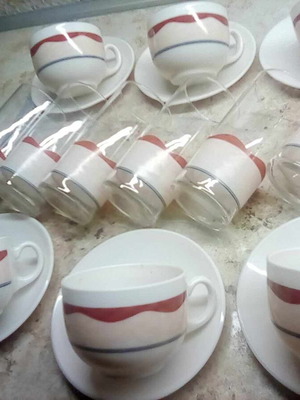 Vintage set of 18 pieces with cups, saucers and water glasses new