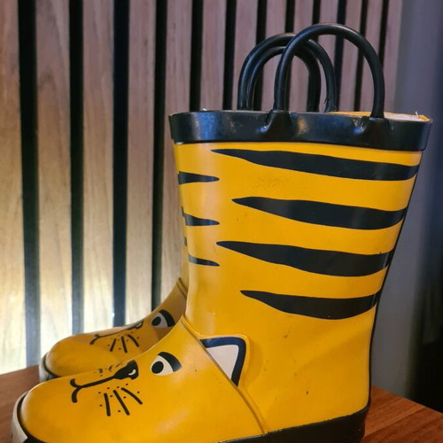 Saxo Blues Kids Rain Boots Size 26 Like New