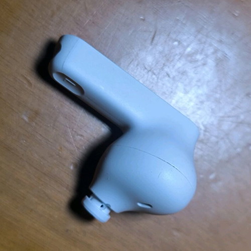 JBL Bluetooth wireless left earbud like new